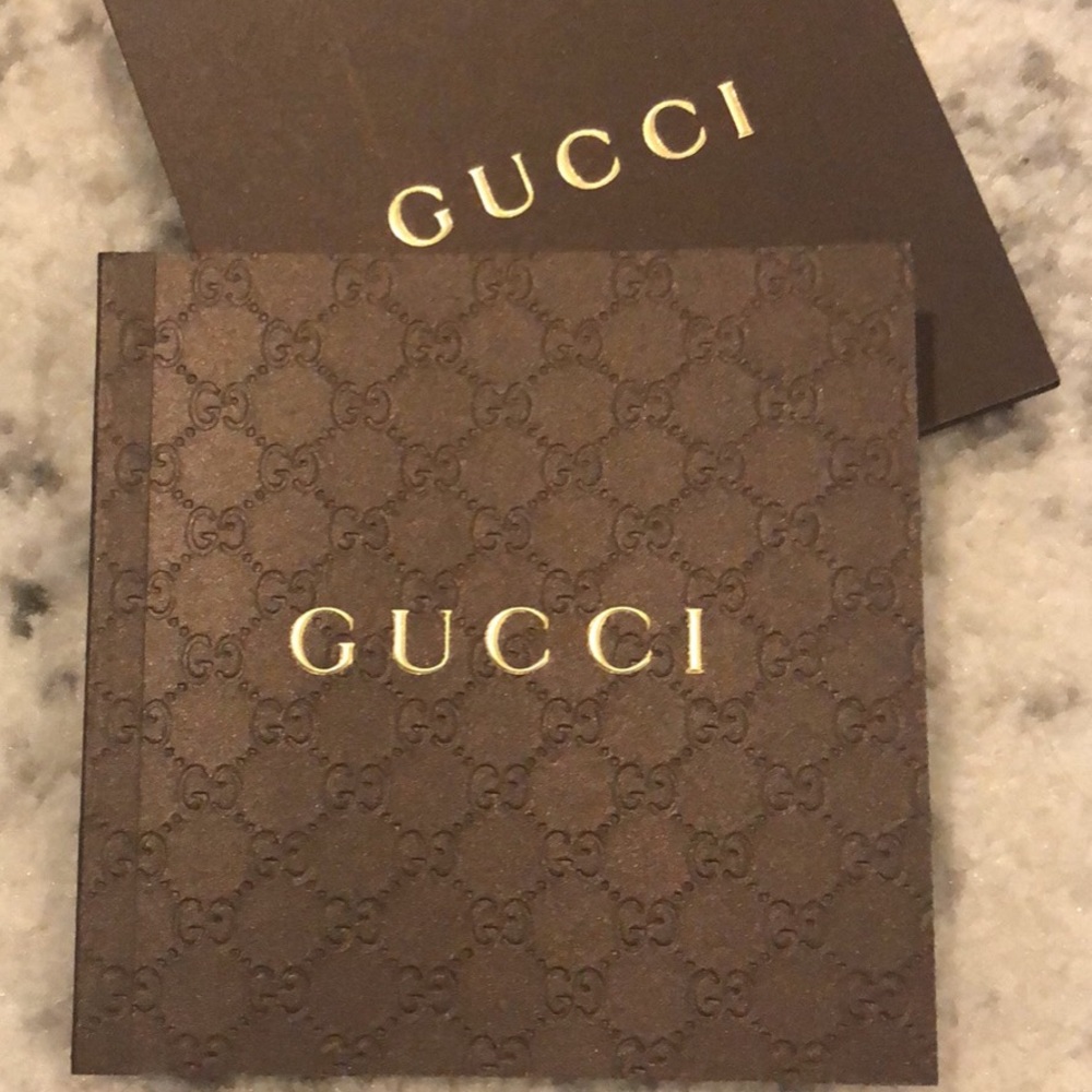 NWT- Gucci Watch - Picture 5 of 9